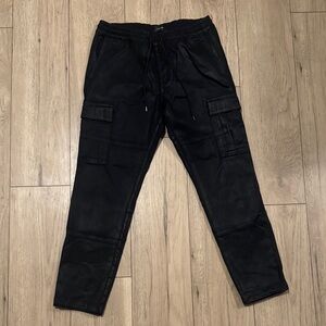 Joe's Jeans Black Coated Cargo Joggers Men’s Size Medium